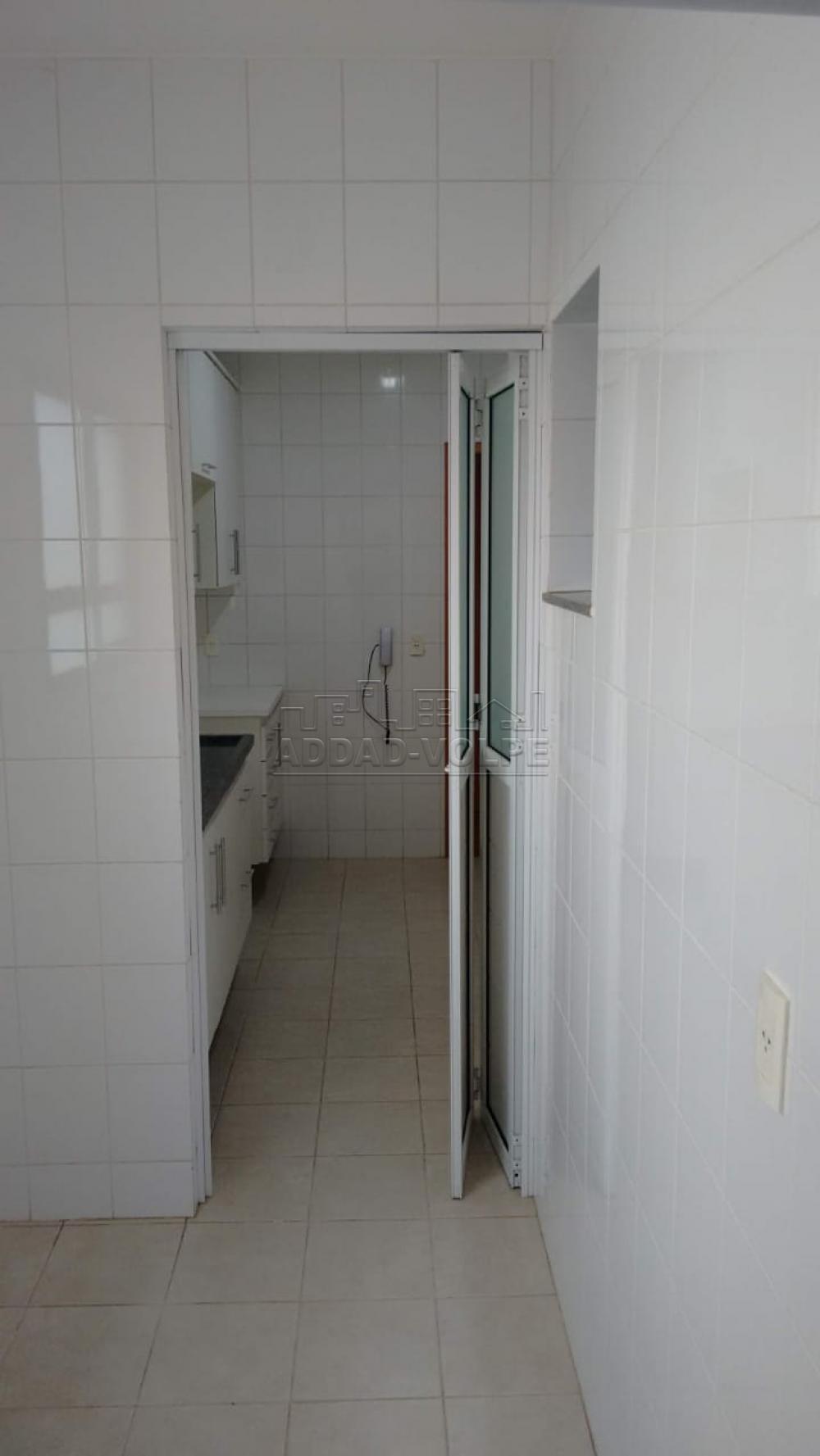 Alugar Apartamento / Padrão em Bauru R$ 1.650,00 - Foto 7