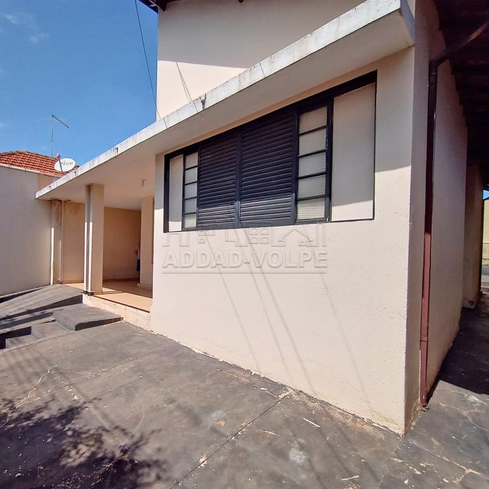 Alugar Casa / Padrão em Bauru R$ 1.400,00 - Foto 1