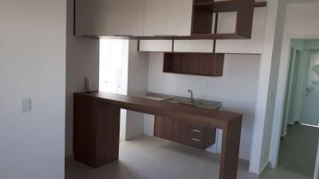 Alugar Apartamento / Padrão em Bauru. apenas R$ 900,00