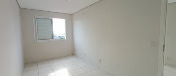 Alugar Apartamento / Padrão em Bauru. apenas R$ 210.000,00