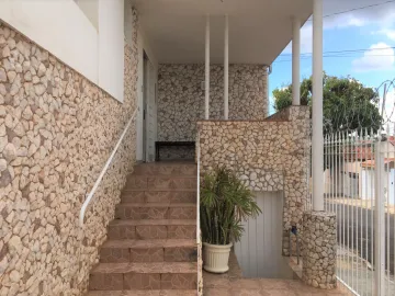 Alugar Casa / Padrão em Bauru. apenas R$ 300.000,00