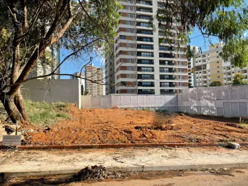 Alugar Terreno / Padrão em Bauru. apenas R$ 750.000,00