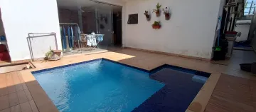 Alugar Casa / Padrão em Bauru. apenas R$ 495.000,00