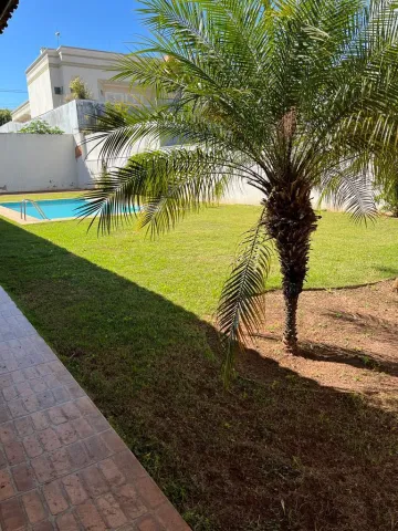 Alugar Casa / Padrão em Bauru. apenas R$ 1.230.000,00