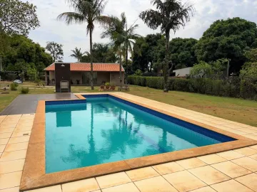 Alugar Casa / Condomínio em Bauru. apenas R$ 2.200.000,00