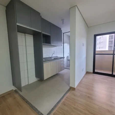 Alugar Apartamento / Padrão em Bauru. apenas R$ 2.100,00