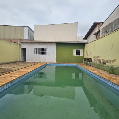 Alugar Casa / Padrão em Bauru. apenas R$ 850.000,00