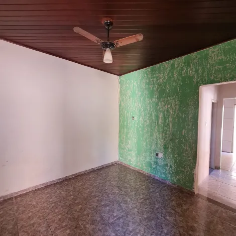 Alugar Casa / Padrão em Bauru. apenas R$ 250.000,00