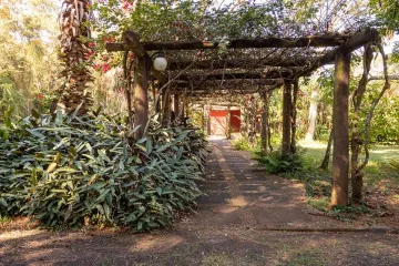 imagem 1 - Terreno Raro com 7.685m² em Condomínio Fechado, Alto Padrão no Palmas Del Rey imagem 1 - Terreno Raro com 7.685m² em Condomínio Fechado, Alto Padrão no Palmas Del Rey