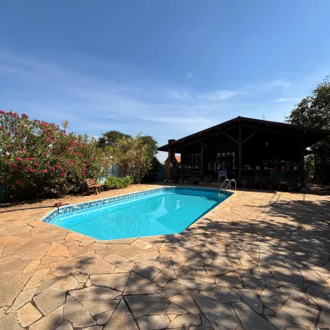 imagem 2 - Casa sobrado estilo rústico no Samambaia com quintal e muito verde imagem 2 - Casa sobrado estilo rústico no Samambaia com quintal e muito verde
