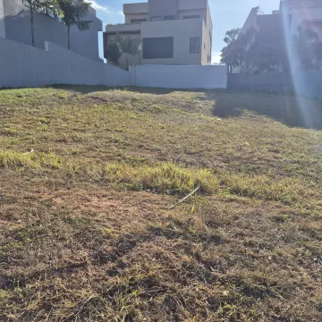 imagem 3 - Ótimo terreno, pronto para construir no condomínio Alphaville Bauru imagem 3 - Ótimo terreno, pronto para construir no condomínio Alphaville Bauru