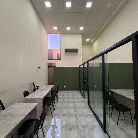 imagem 3 - Salão comercial com recuo para estacionamento, frente envidraçada, próximo ao Bauru Shopping imagem 3 - Salão comercial com recuo para estacionamento, frente envidraçada, próximo ao Bauru Shopping