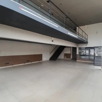 imagem 4 - Imóvel comercial rua de grande fluxo, com mezanino todo em blindex imagem 4 - Imóvel comercial rua de grande fluxo, com mezanino todo em blindex